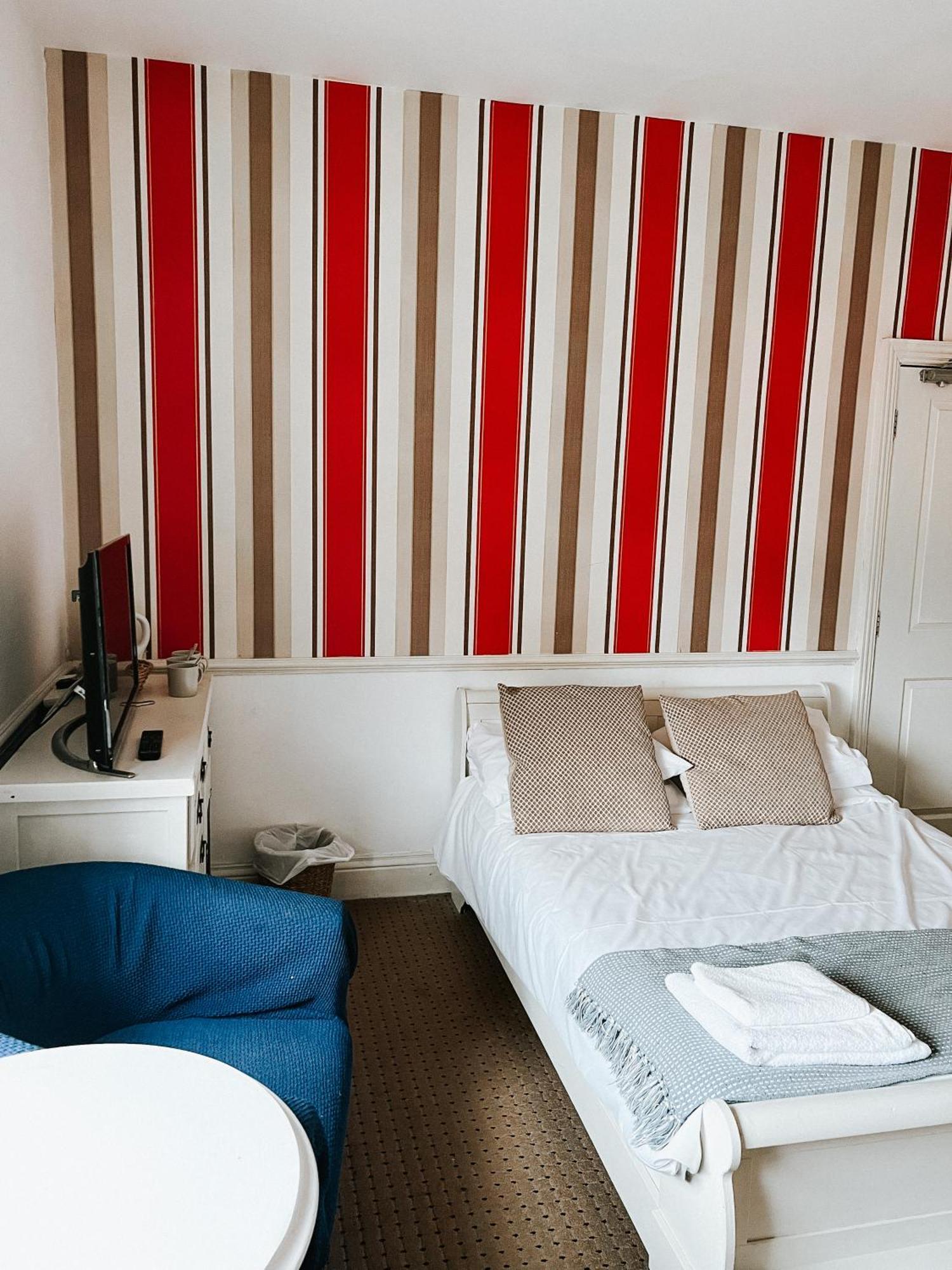 The Red Lion Inn Rothwell  Стая снимка