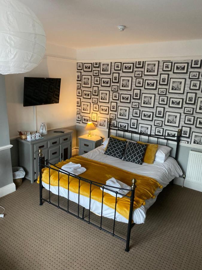 The Red Lion Inn Rothwell  Екстериор снимка